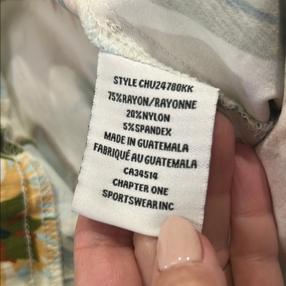 Vibrant Floral Cropped Trousers with Tie Waist - Picture 4 of 9